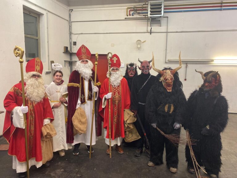 PHOTO-2025-12-06-15-52-53